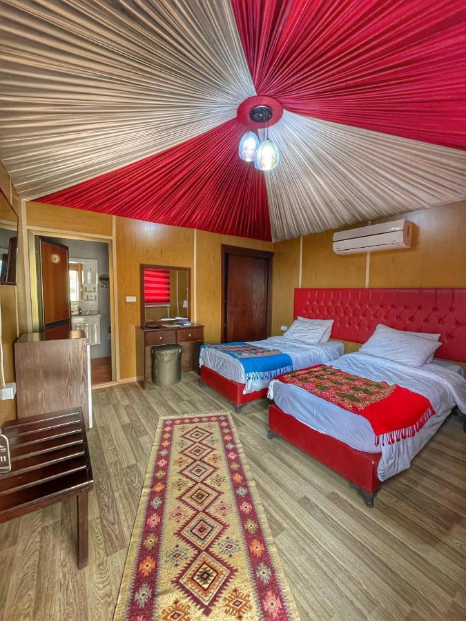 Luxury tent Oasis Luxury Camp 3*