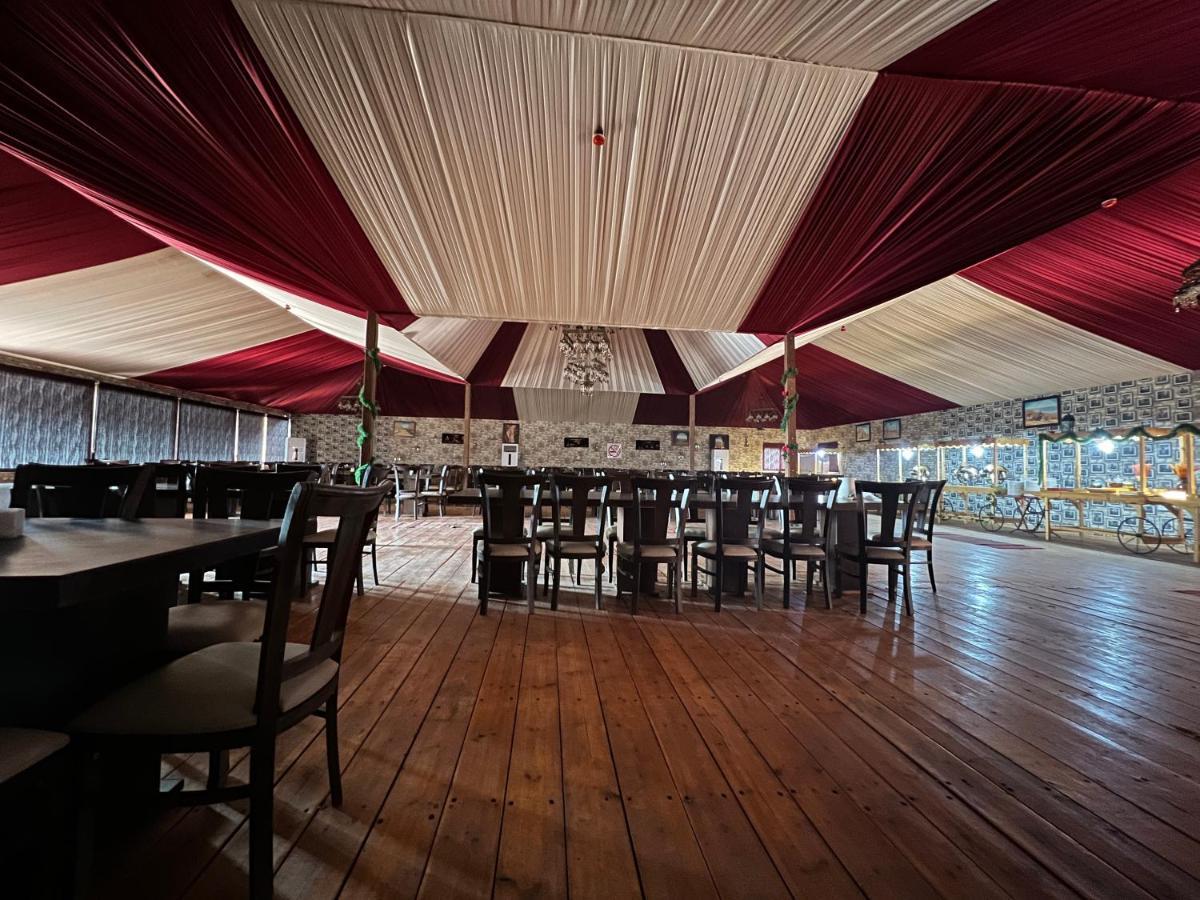 Oasis Luxury Camp