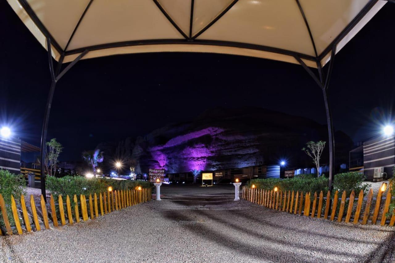 Oasis Luxury Camp 3*